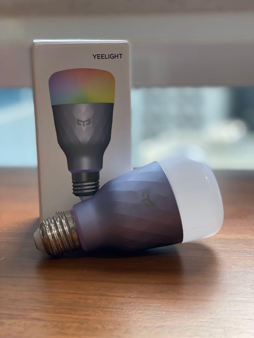 محصول شیائومی - xiaomi لامپ هوشمند رنگارنگ E27 شیائومی YEELIGHT مدل 1SE