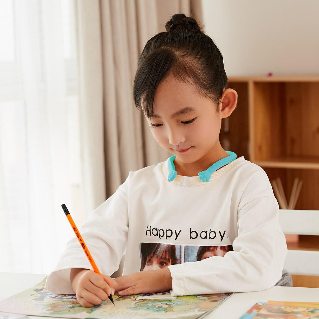 دستگاه یادآور اصلاح کننده قوز کمر کودکان شیائومی HiPee مدل P1 دستگاه یادآور اصلاح کننده قوز کمر کودکان شیائومی HiPee مدل P1