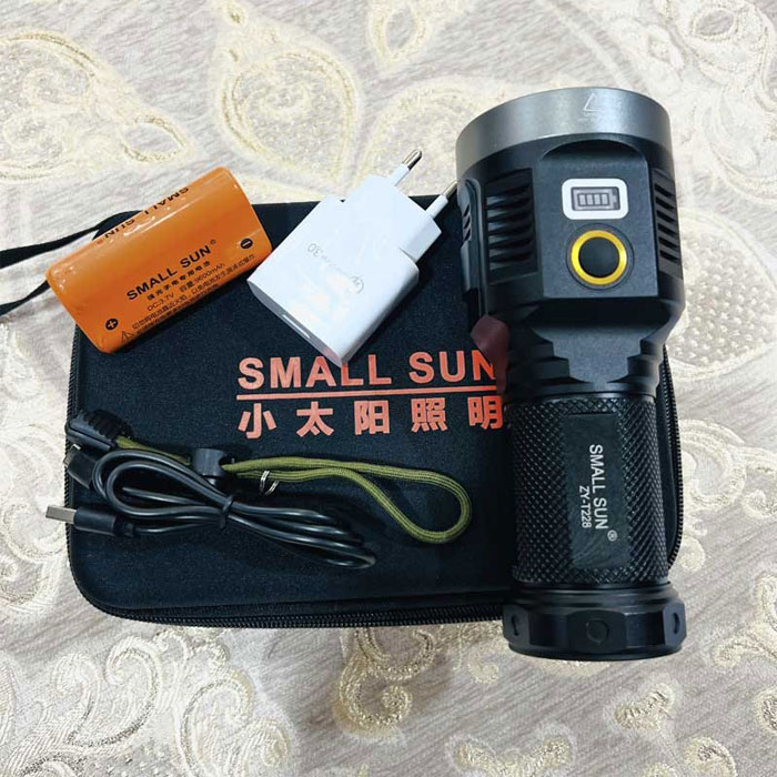 چراغ قوه پلیسی اسمال سان SmallSun مدل zy-t228 چراغ قوه پلیسی اسمال سان SmallSun مدل zy-t228