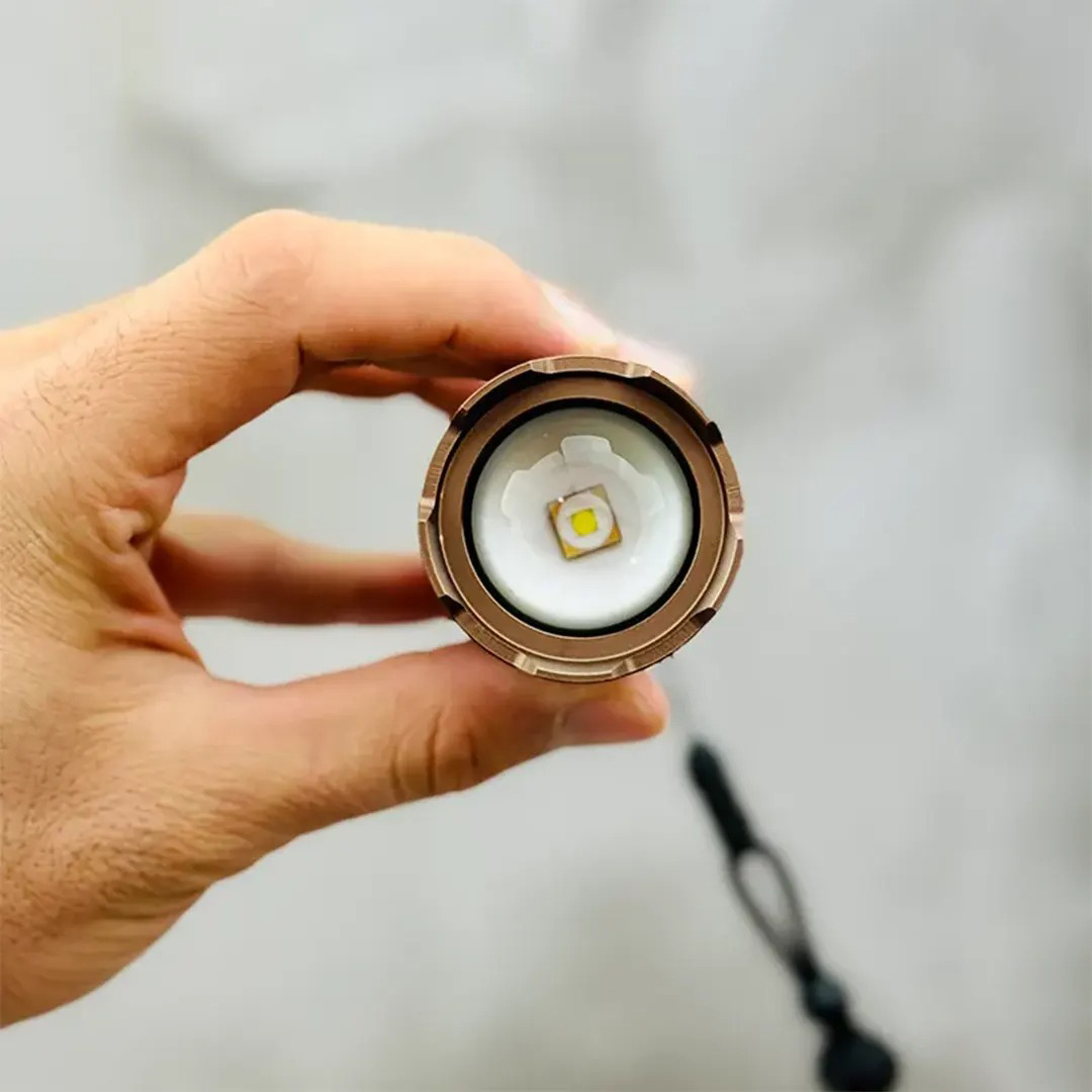 flashlight4